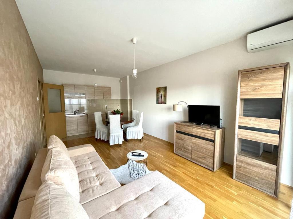 Appartamento Naki Apartman Podgorica Esterno foto